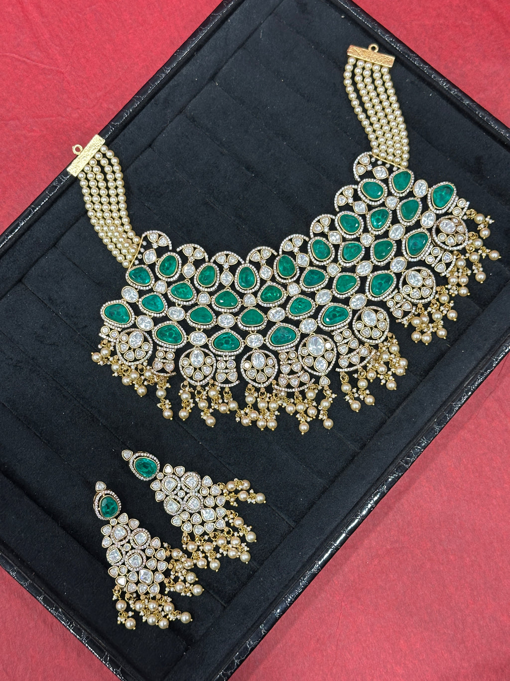 Zuleikha Emerald Polki Bridal Necklace Set